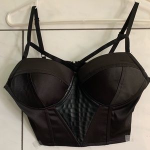 NWOT Charlotte Russe black crop top